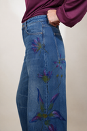 Handbemalte Alessia Santi Jeans im Barrel Cut