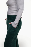 Jolly Marleen Feincord Hose: Green grape taste