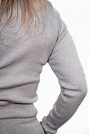 Basic Shirt mit V-Ausschnitt: Silber-Grau
