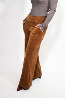 Jolly Marleen Feincord Hose: Golden grape taste